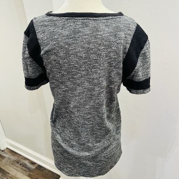 Rock & Republic Henley T Shirt/ Women’s Small Gray 100% Cotton - Picture 2 of 5